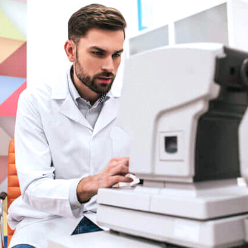 optometrist in Heritage Center